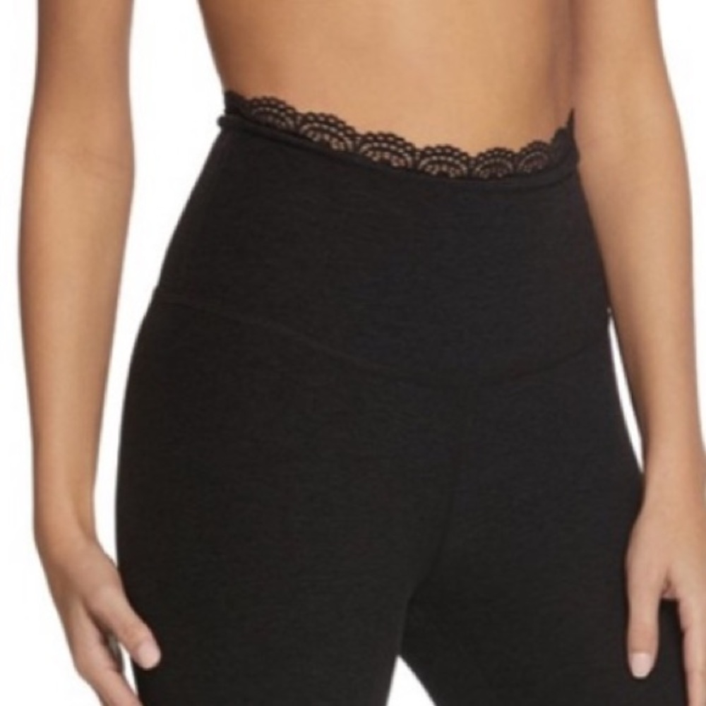 Beyond Yoga Lace High Waisted Leggings